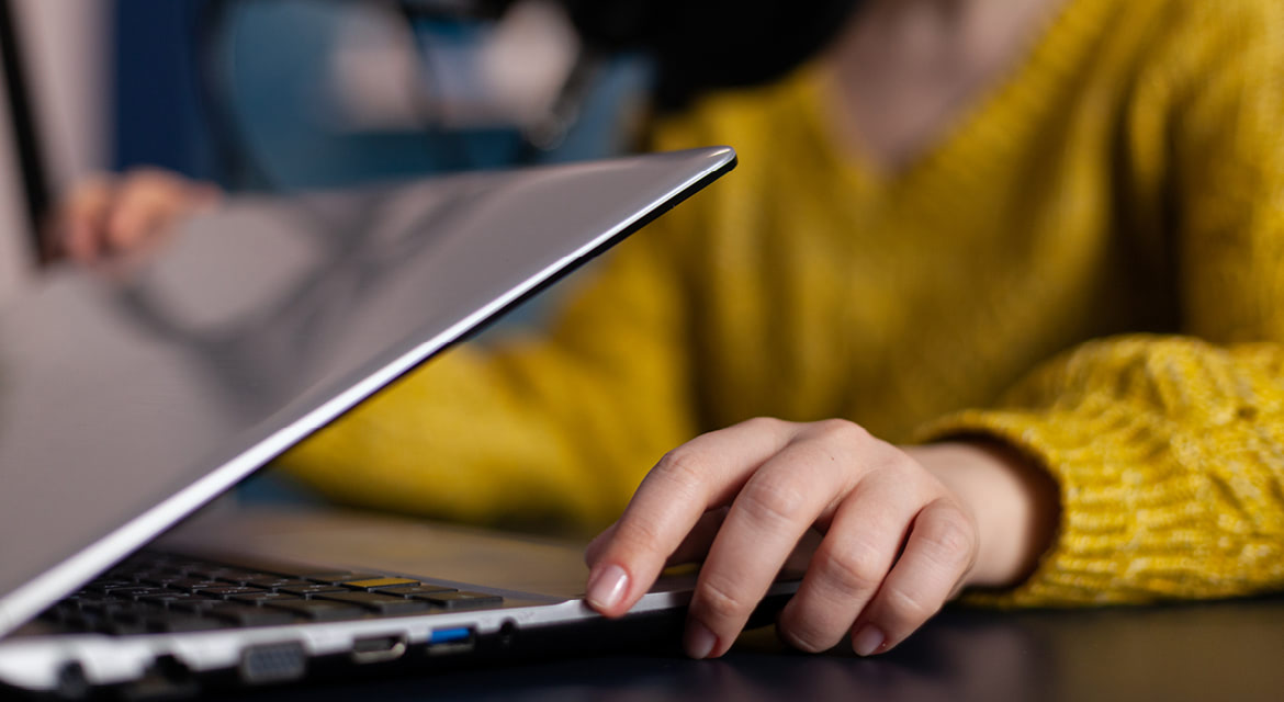 7 outils digitaux indispensables pour les mamans entrepreneuses qui veulent gagner 1h par jour