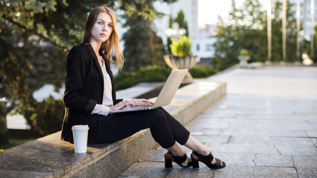 8 heures par semaine suffisent : comment j’ai appris à développer mon business avec le temps que la vie me laisse
